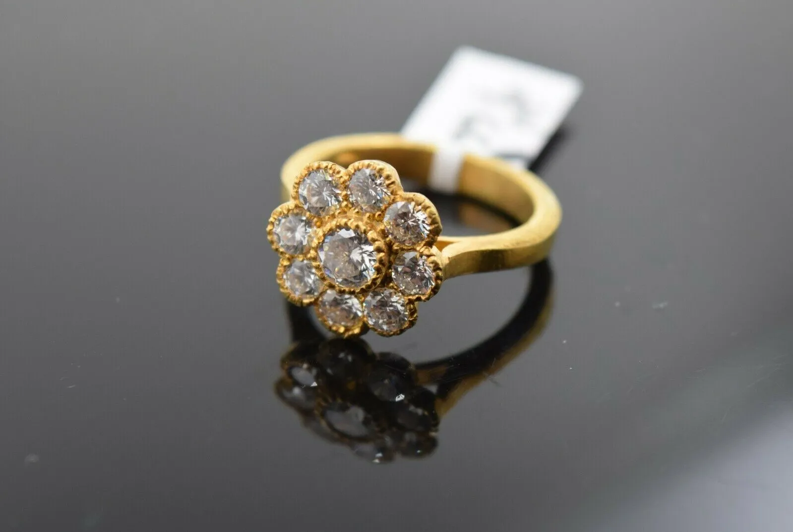 22k Ring Solid Gold ELEGANT Charm Floral Stone Band SIZE 8 RESIZABLE r2111