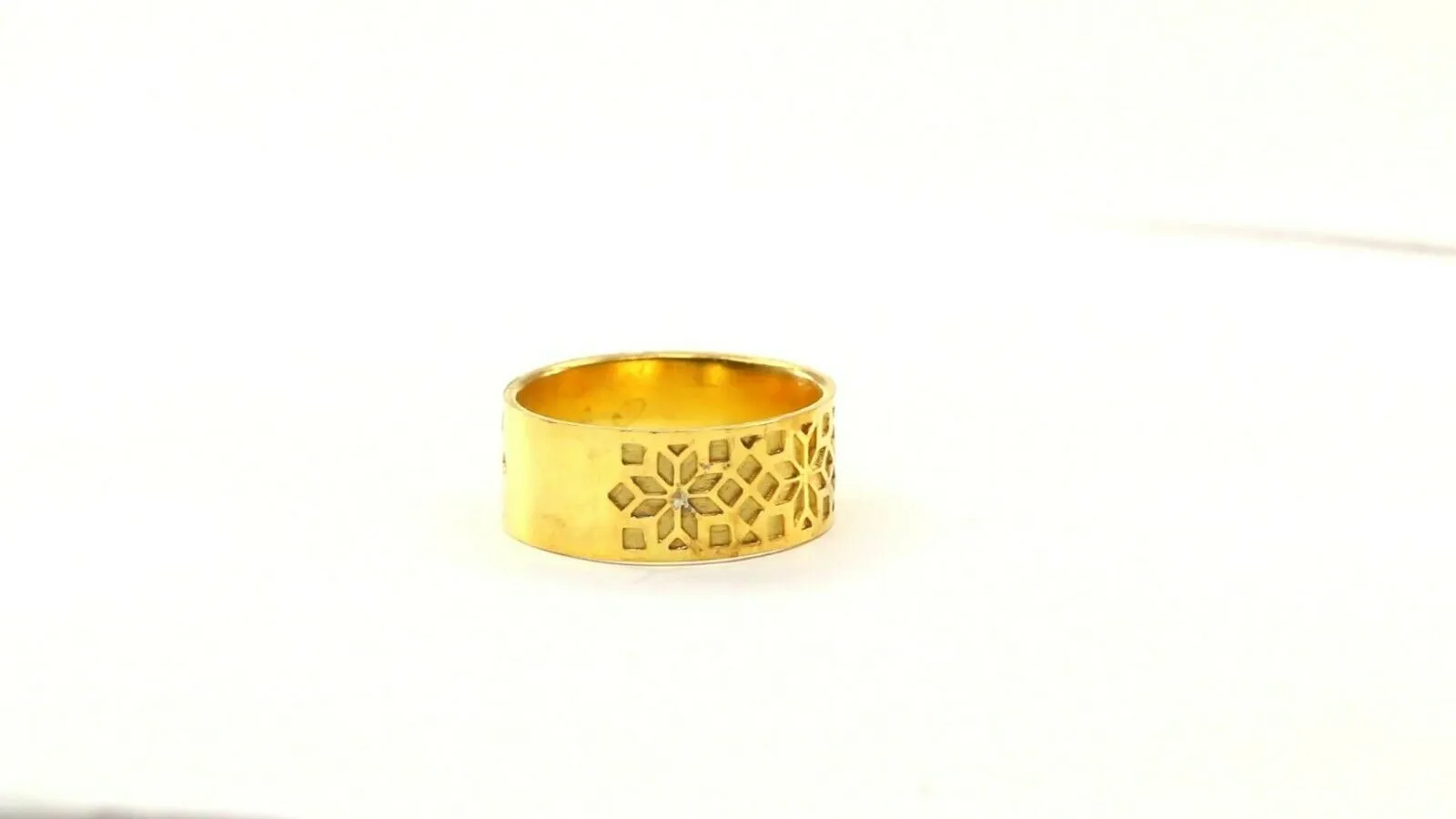 22k Ring Solid Gold ELEGANT Charm Ladies Floral Band SIZE 7.5 RESIZABLE r2293