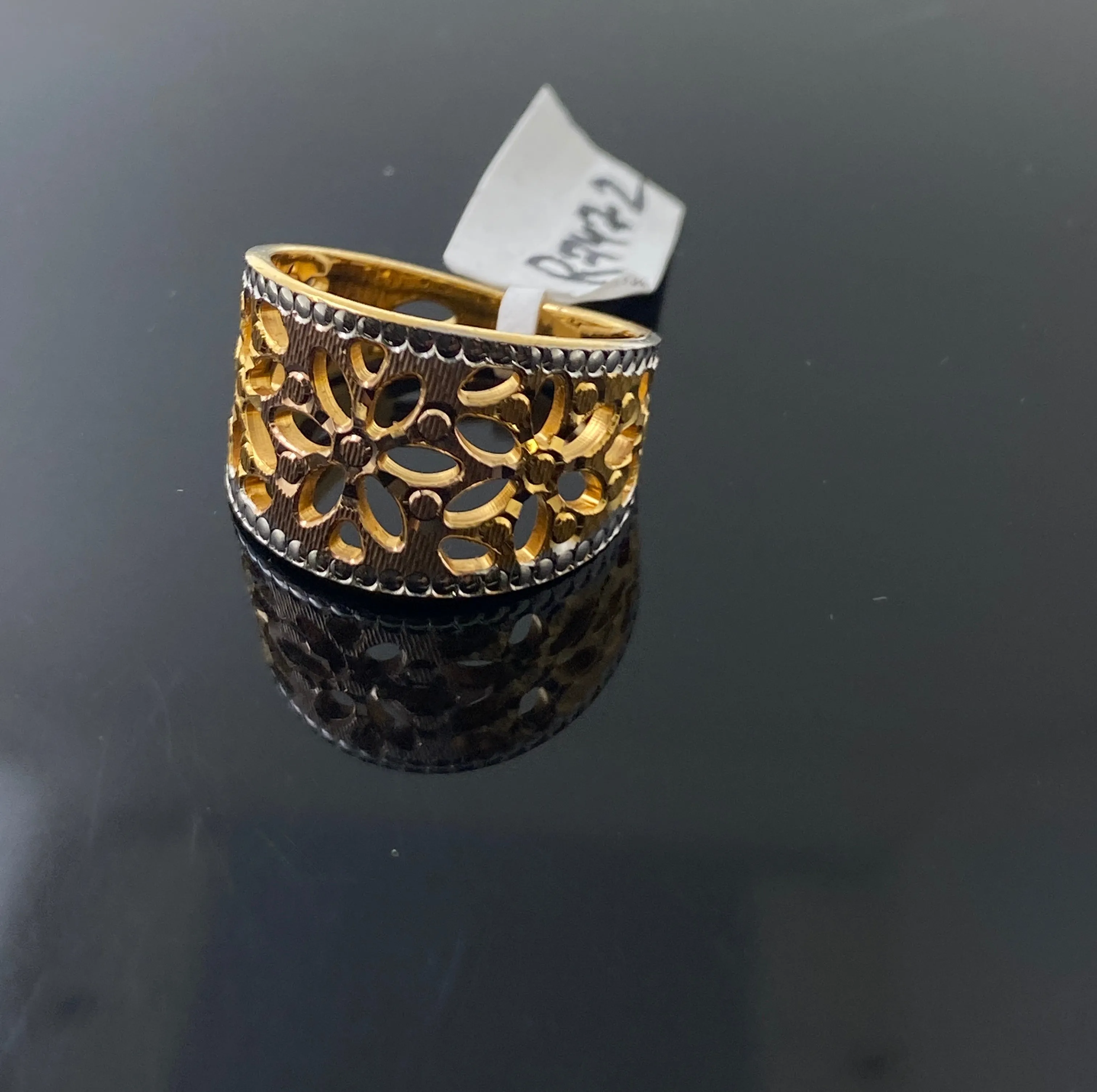 22k Solid Gold Posh Floral Ring r7472f