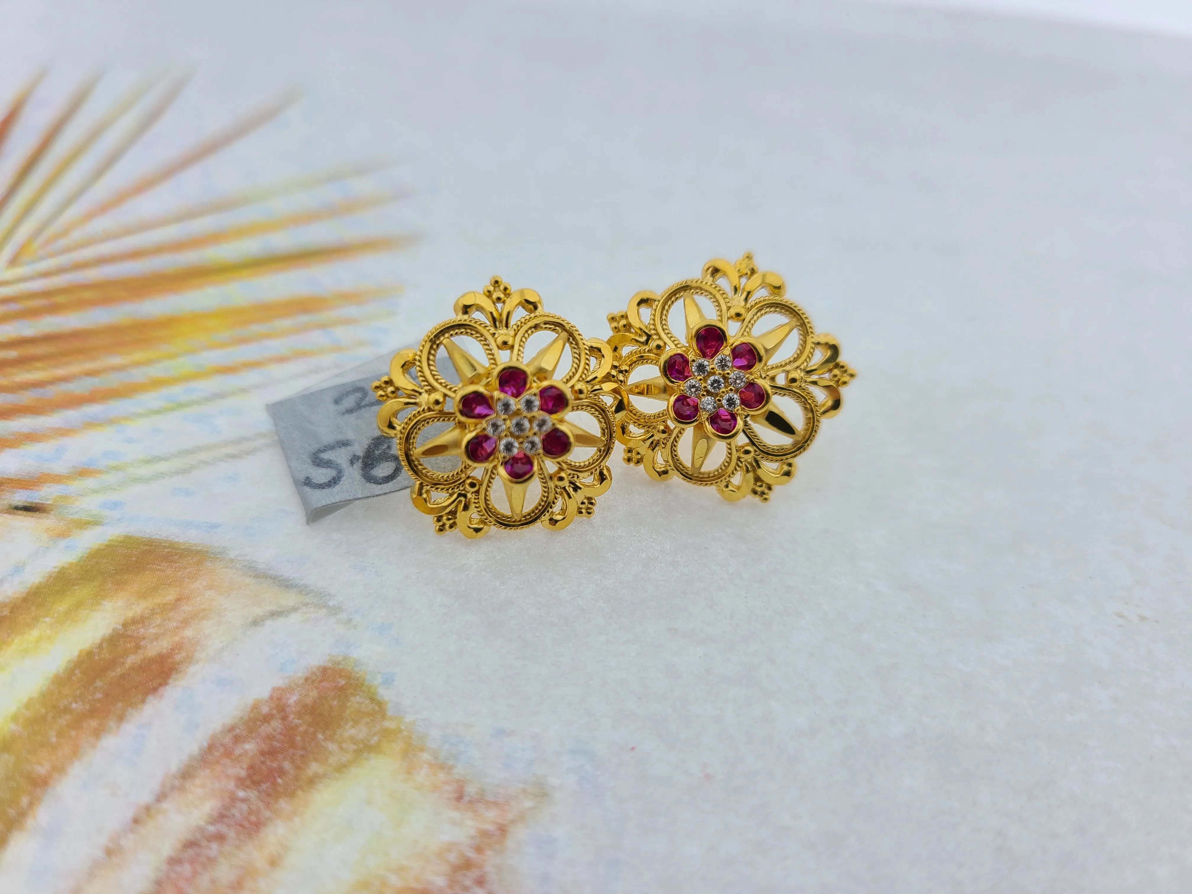 22K Solid Gold Zircon Floral Studs E22758