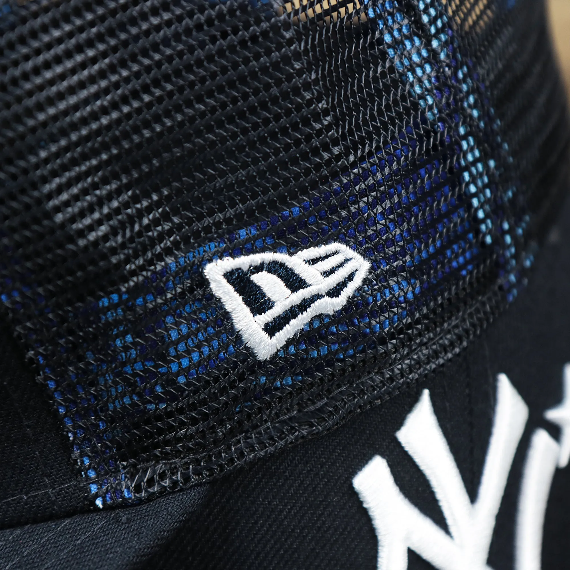 New York Yankees Metallic All Star Game MLB 2022 Side Patch 9Fifty Mesh Snapback | ASG 2022 Navy Blue Trucker Hat