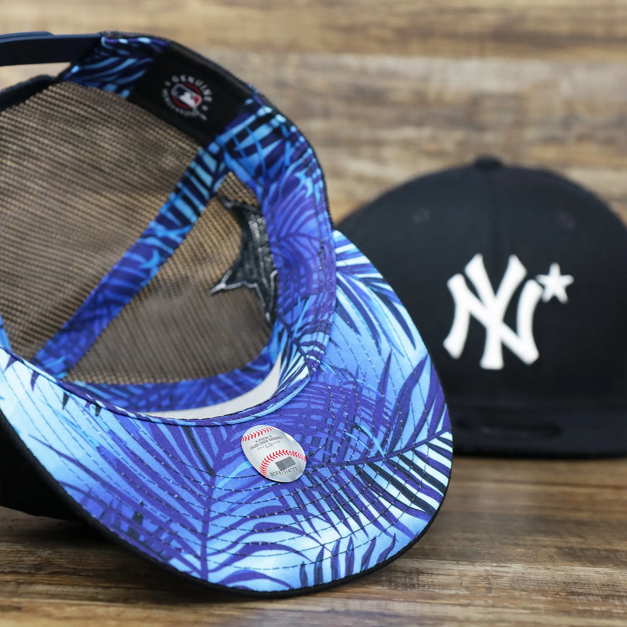 New York Yankees Metallic All Star Game MLB 2022 Side Patch 9Fifty Mesh Snapback | ASG 2022 Navy Blue Trucker Hat