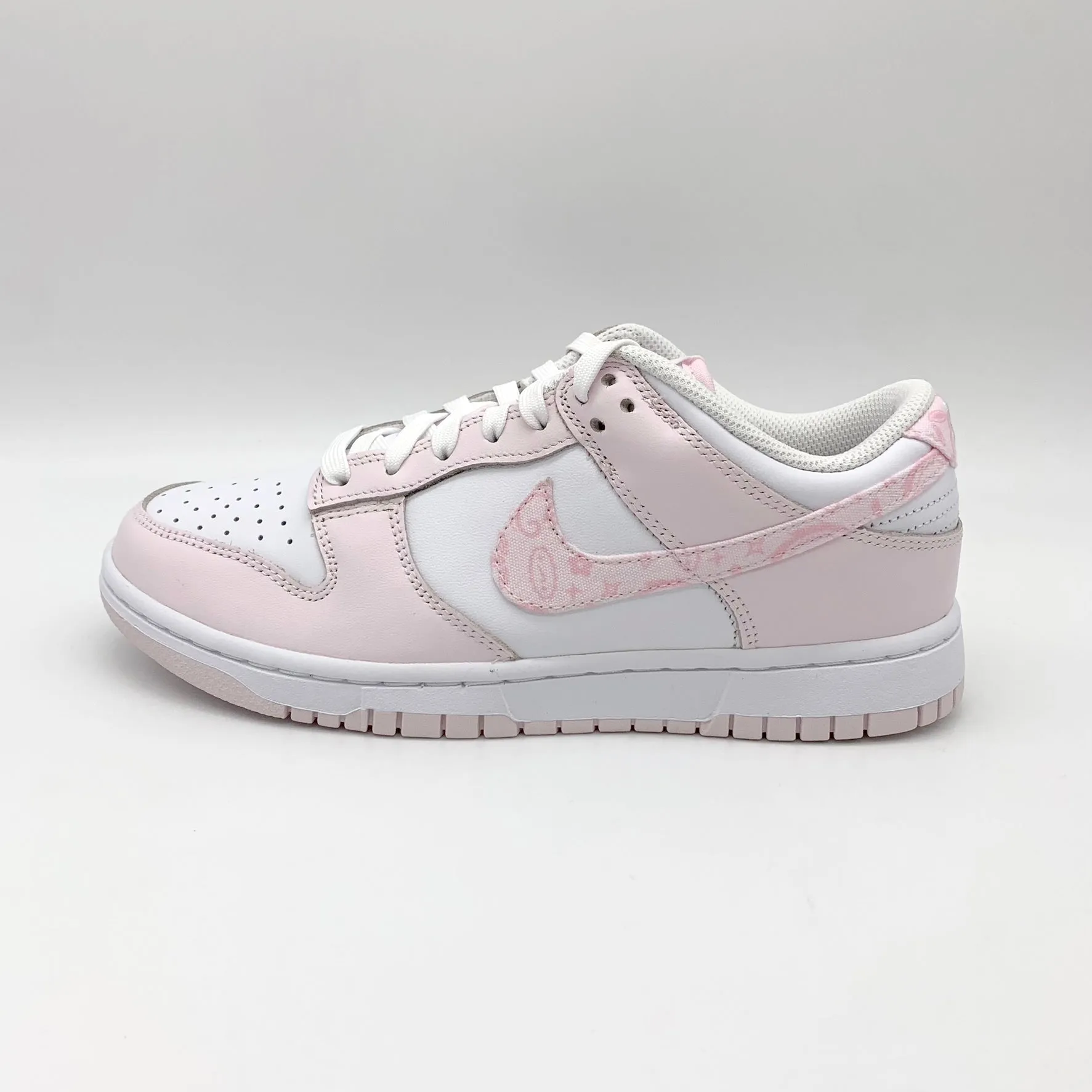 Nike Dunk Low Essential Paisley Pack Pink