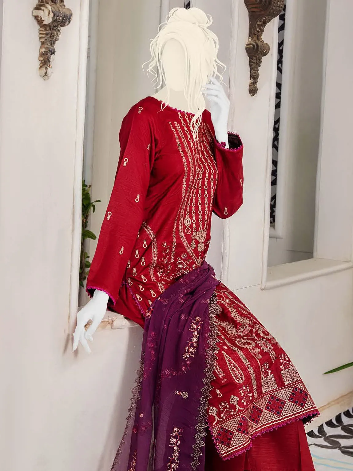 Noir by Humdum Embroidered Slub Linen Unstitched 3Pc Suit D-09