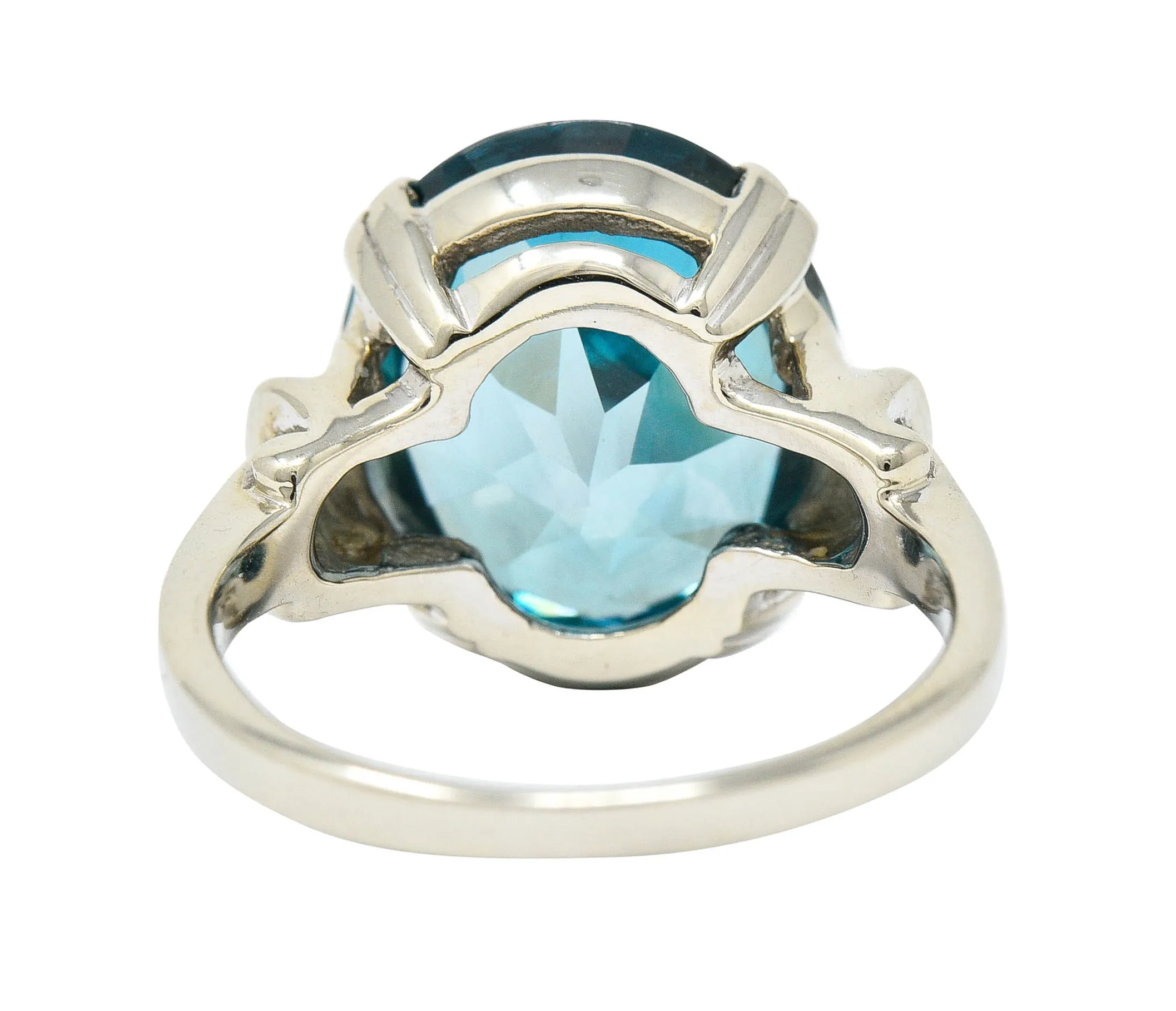 Retro Blue Zircon 14 Karat White Gold Gemstone Ring