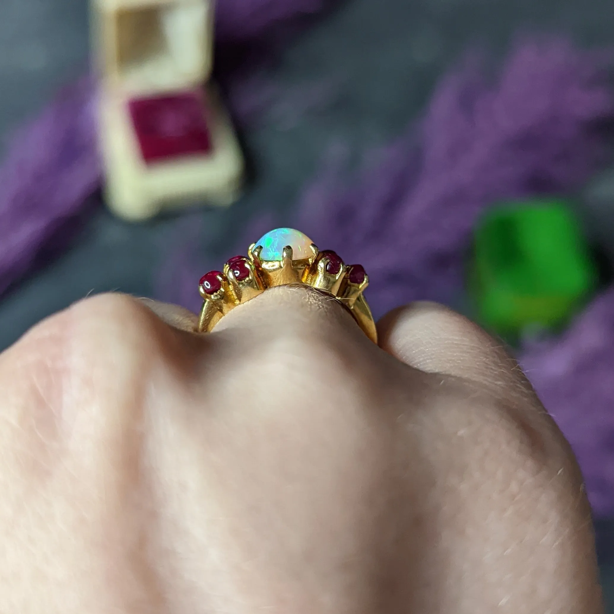 Retro Opal Ruby Cabochon 18 Karat Yellow Gold Gemstone Ring