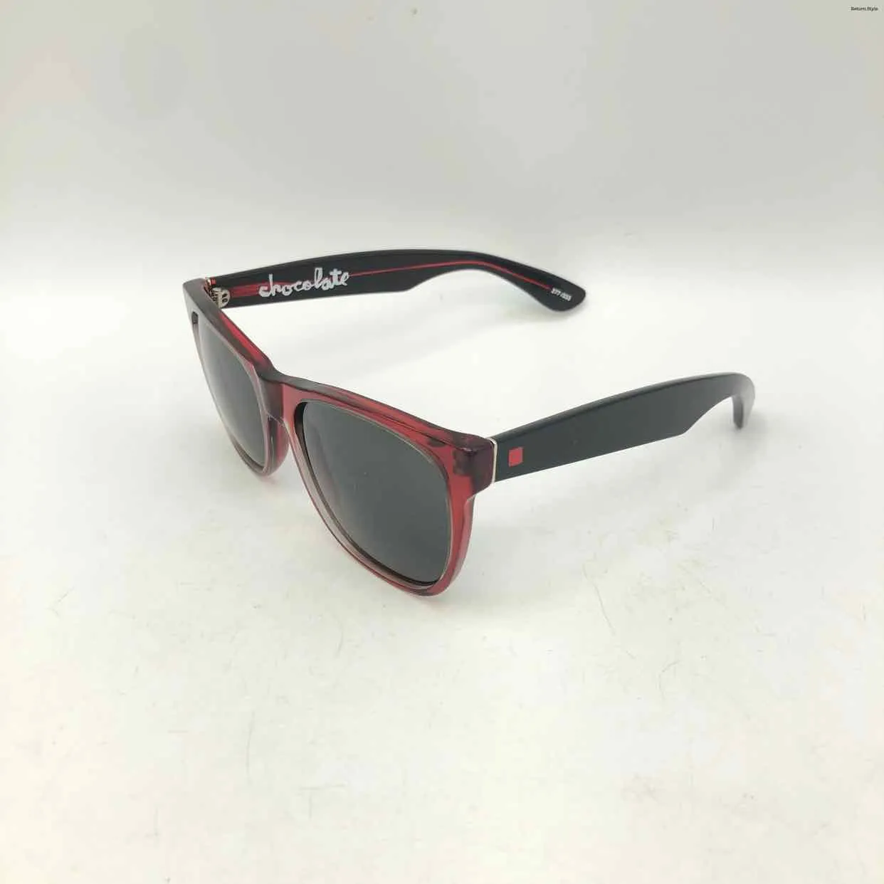 RETROSUPERFUTURE Red Sunglasses w/case