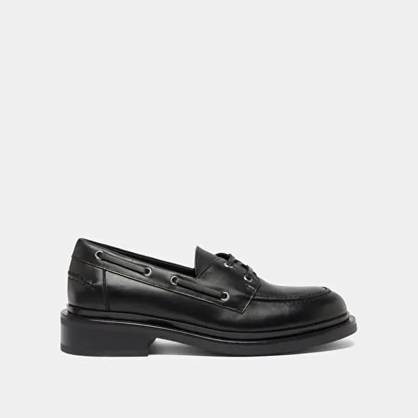 Thick lace-up Derbies in black leather